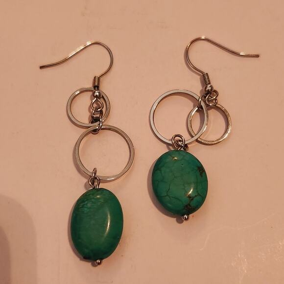 Turquoise dangle earrings - Picture 4 of 5